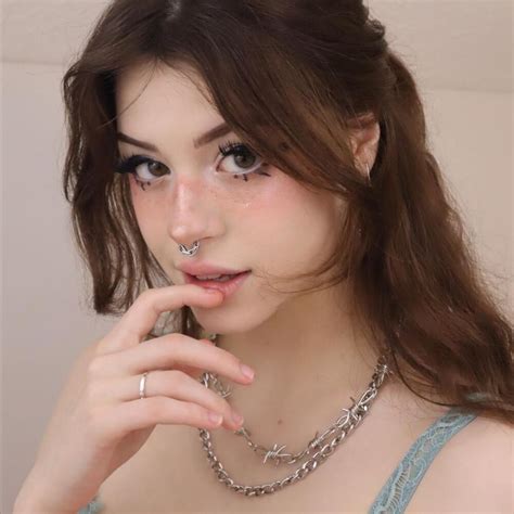 hannah_whoo|hannah owo (@itshannahowo) .
